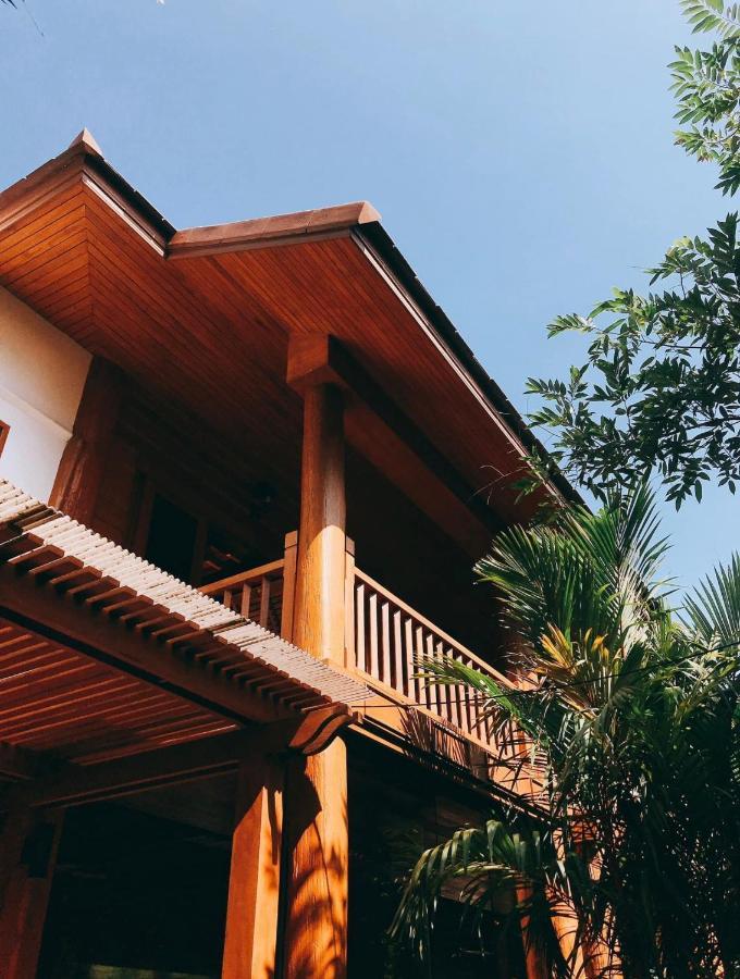 Vanasin Residence Tak Exteriér fotografie