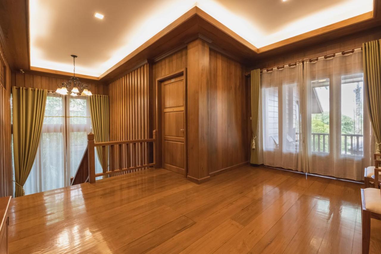 Vanasin Residence Tak Exteriér fotografie